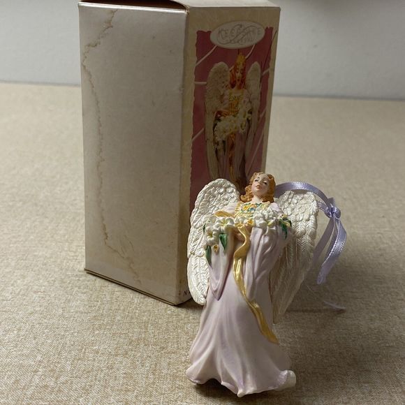 1996 Hallmark Keepsake Christmas Ornament Joyful Angels Flower Easter Collection - Picture 7 of 10